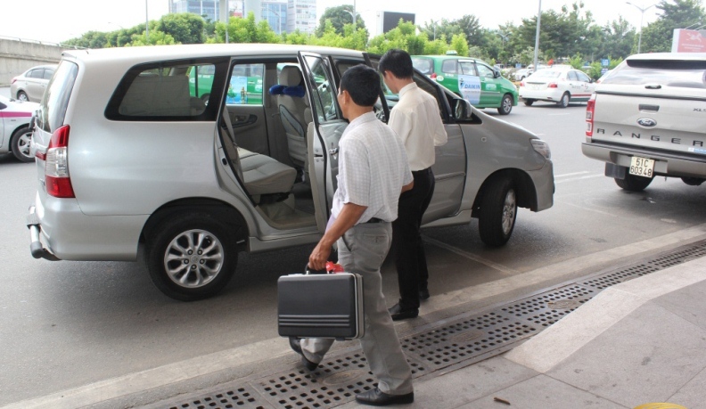 Dịch vụ Xe Riêng Đưa Đón Nội Bài Hà Nội