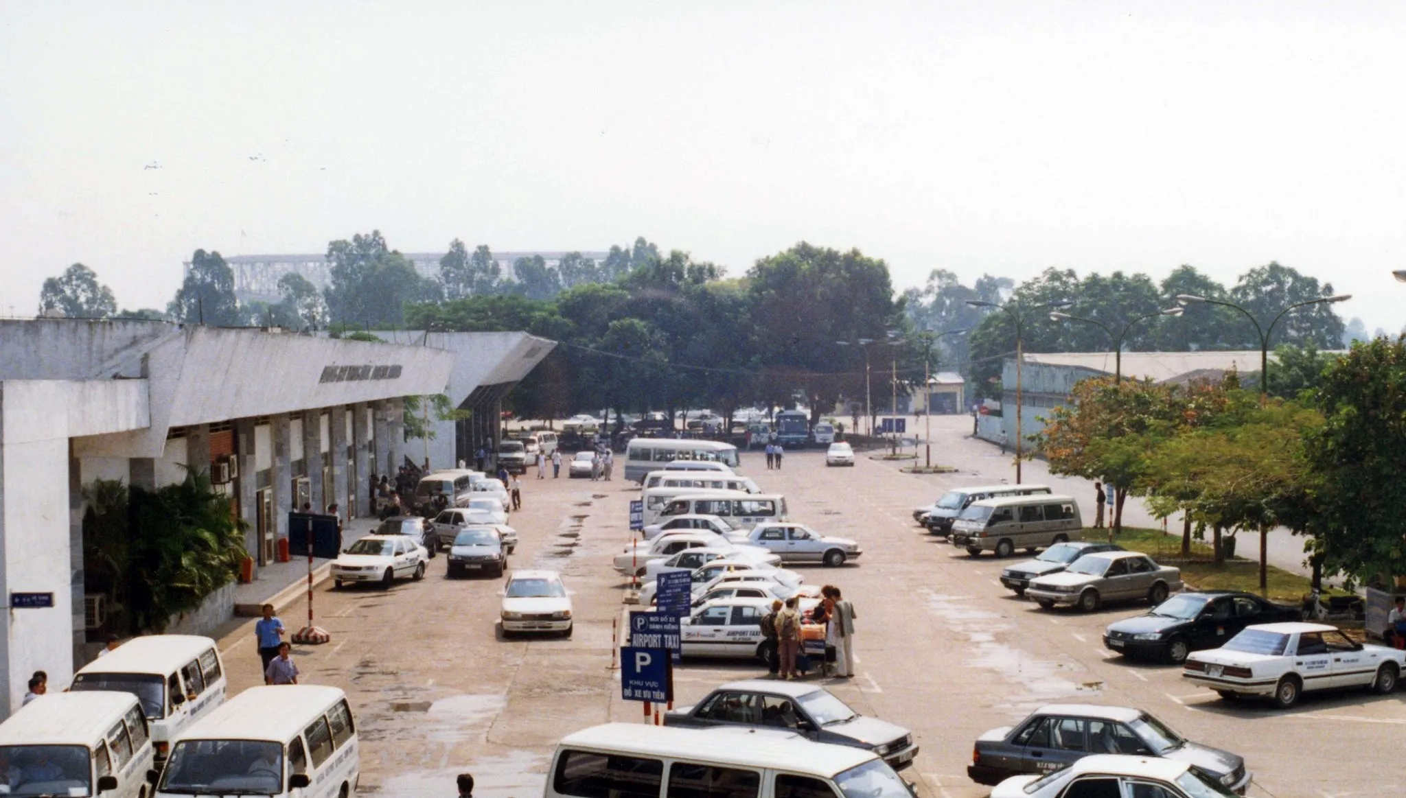 Hình ảnh Sân bay Nội Bài những năm 90